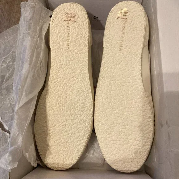 Superga Off White Sneakers - Picture 2 of 3